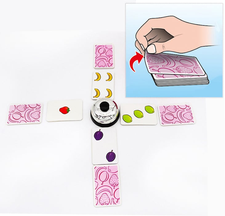 ハリガリ日本語版　アミーゴ社　ドイツのゲーム 6歳位から遊べるカードゲーム